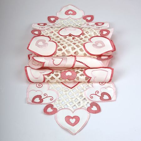 Valentine Hearts Table Runner | Lillian Vernon
